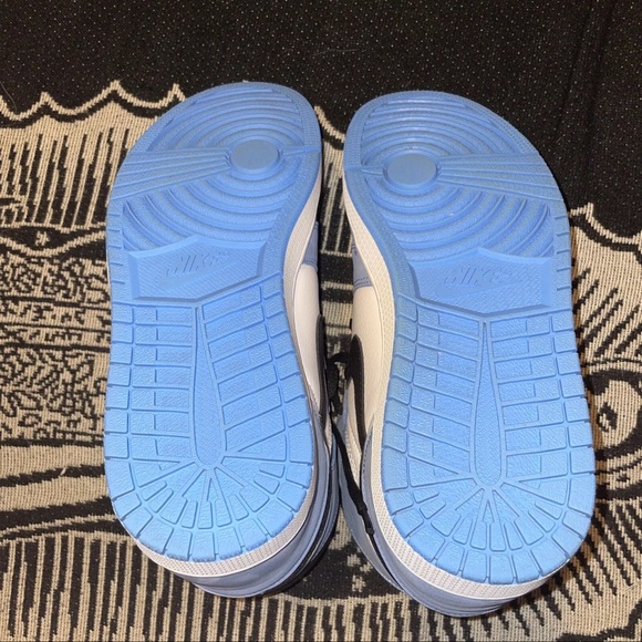 Clean Size 12 - Jordan 1 Retro OG High University Blue 555088 134 - Picture 9 of 10